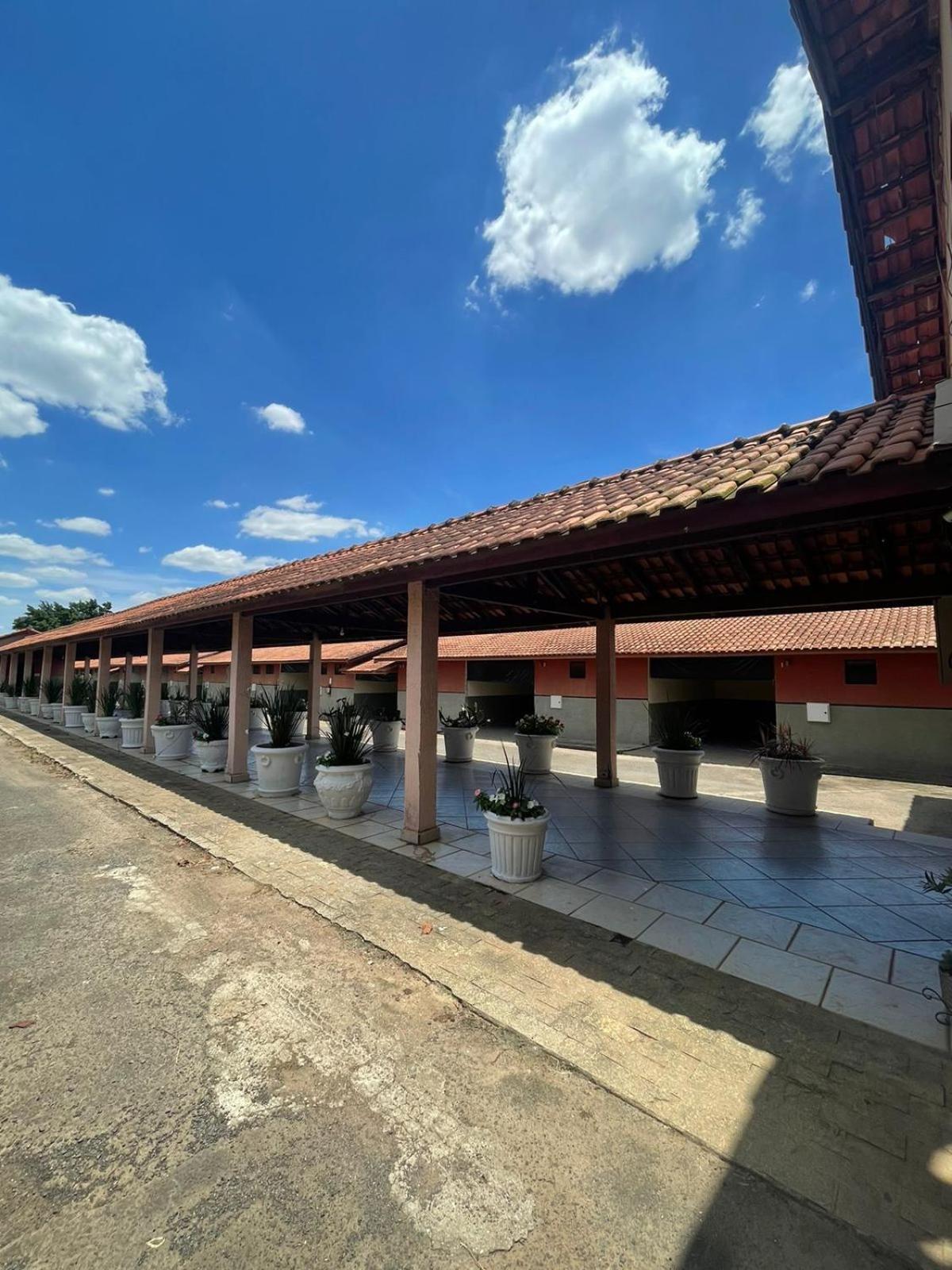 Lux Motel Holambra Exterior photo